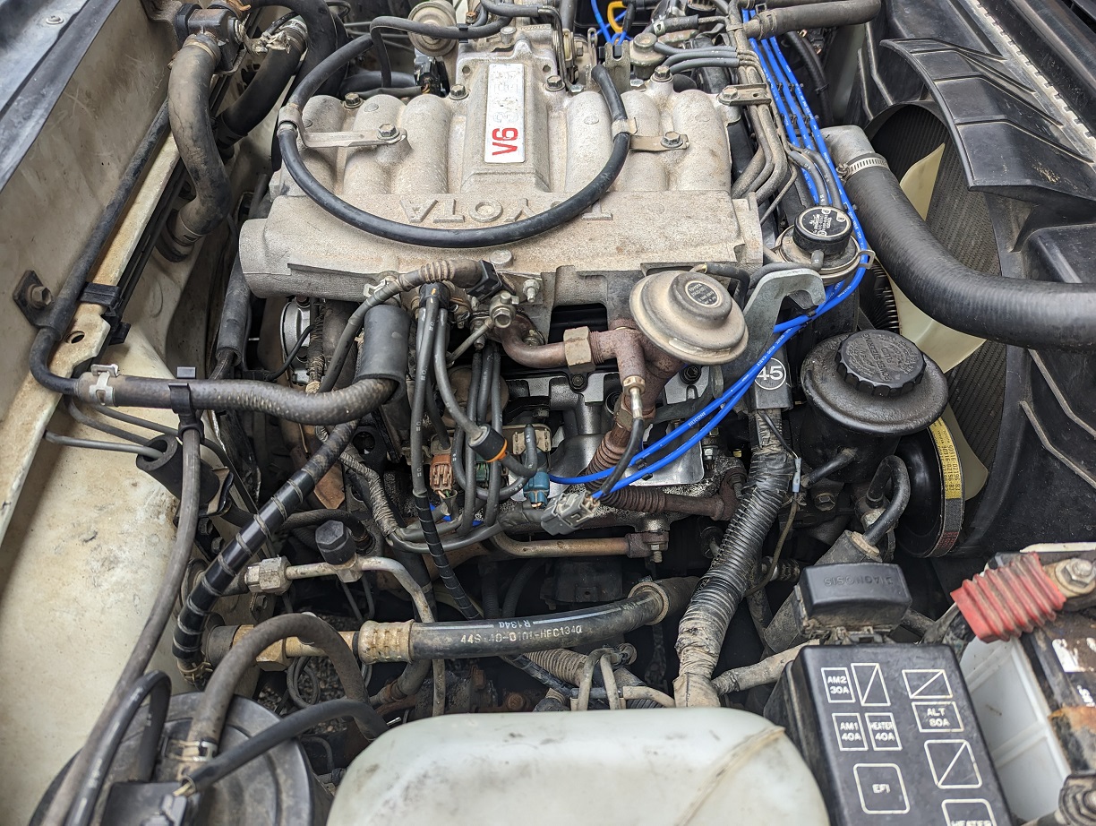 Complete engine passenger's side